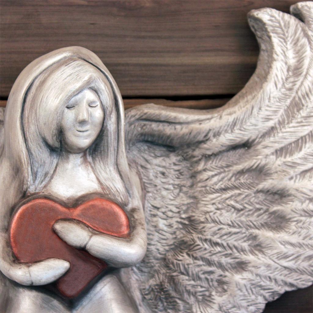 Angel with Heart Detail