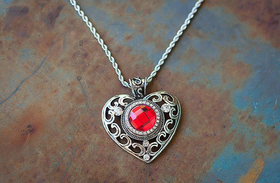 Rhinestone Heart Necklace