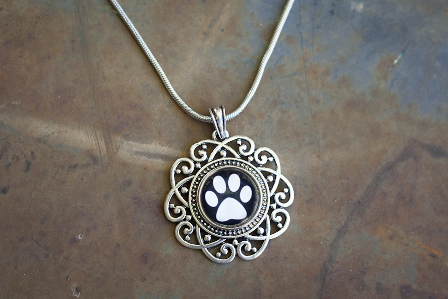 Flourish Pendant Necklace